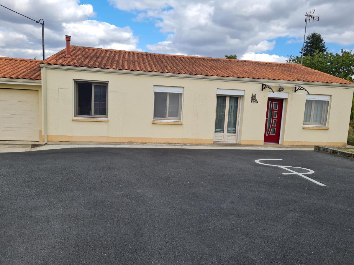 Chambre Prive Inclu Chez L'Habitant Reffannes المظهر الخارجي الصورة